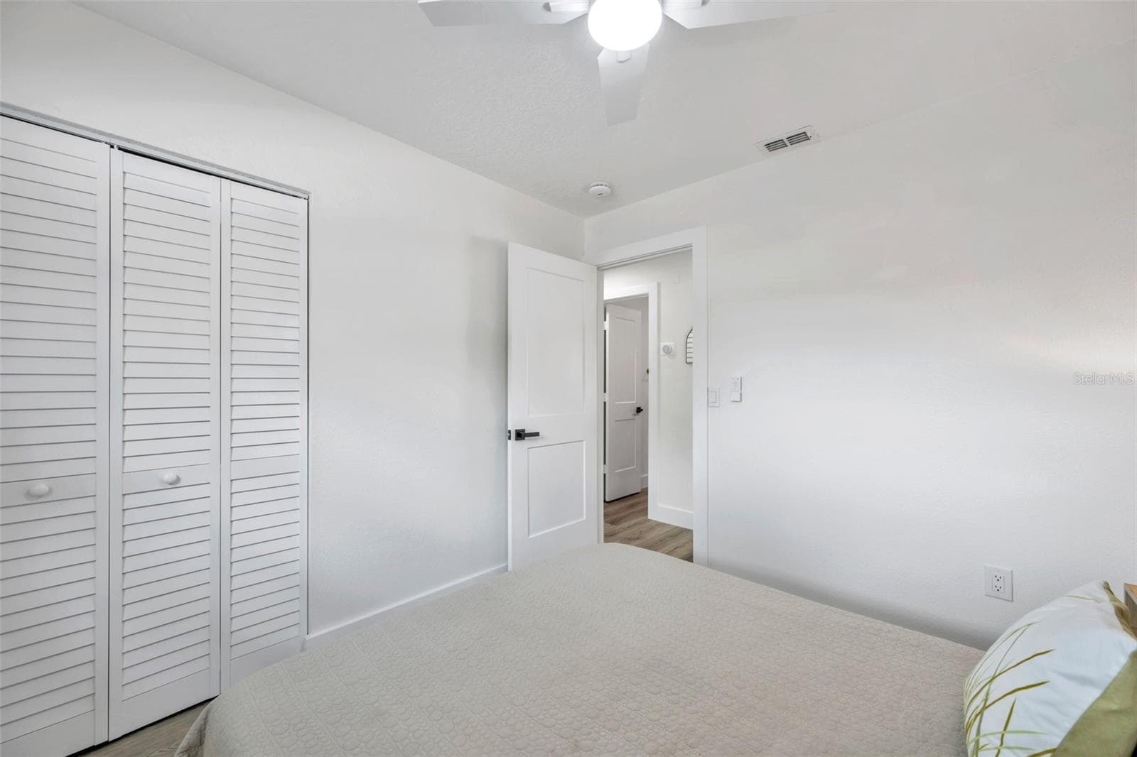 Single Family Residence at 2310 MARY SUE ST, LARGO, photo 20 of 35