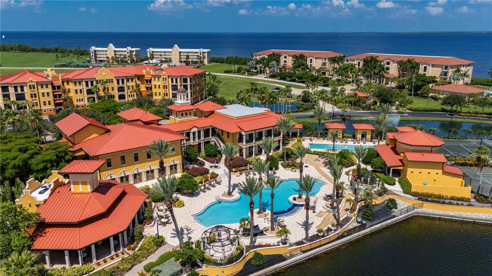 98 VIVANTE BLVD #9844