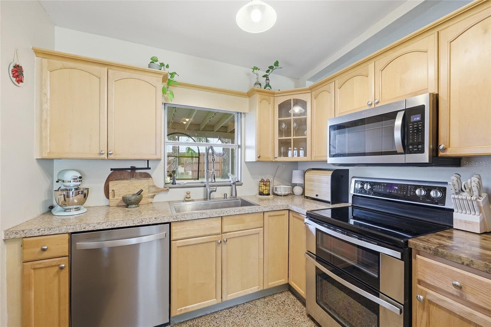 Kitchen - 712 MALONE DR, ORLANDO