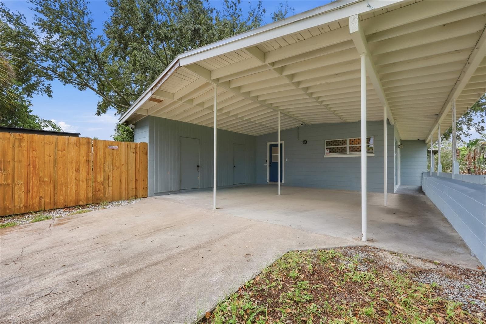 Two car carport - 712 MALONE DR, ORLANDO