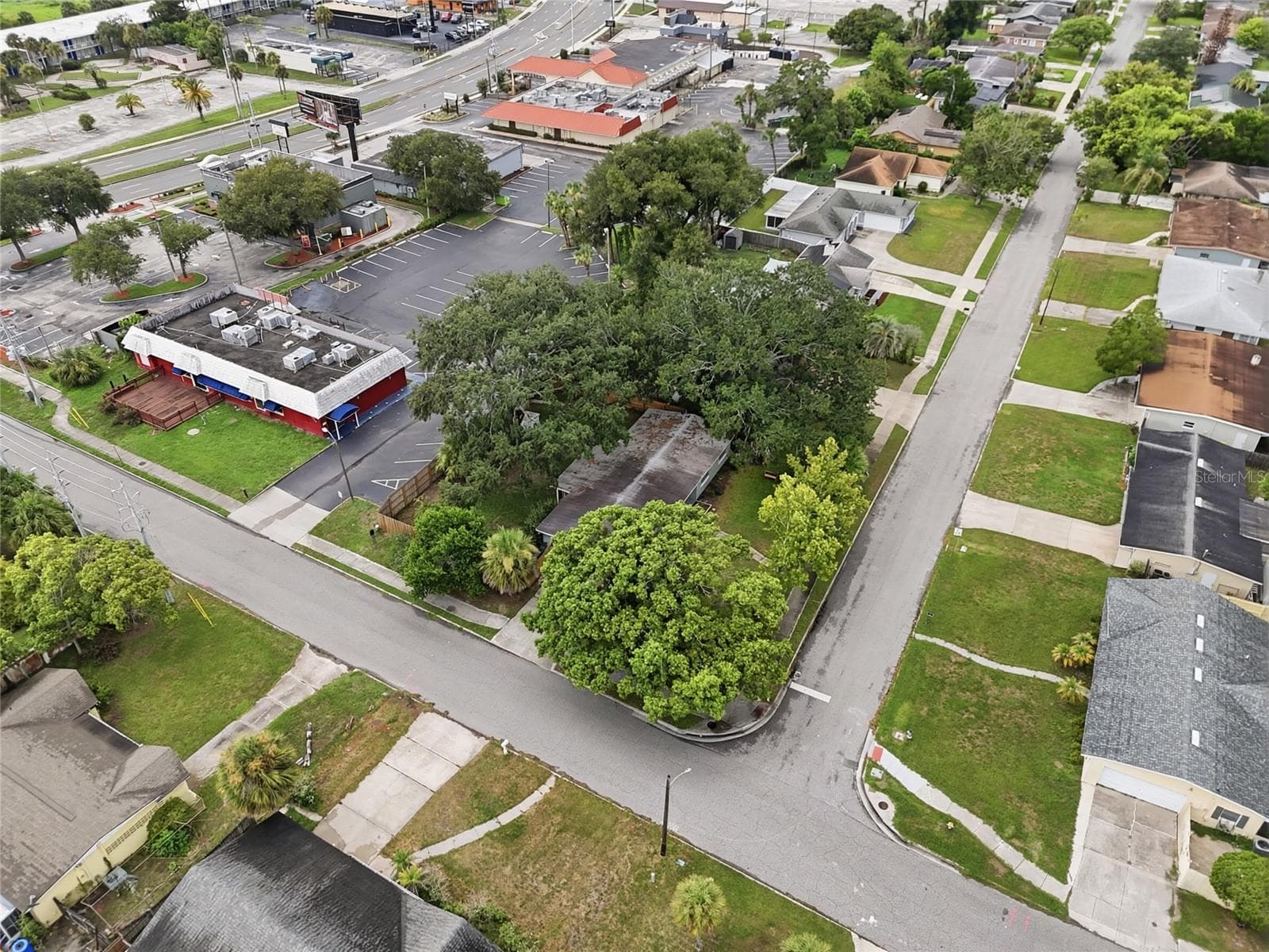 Single Family Residence at 712 MALONE DR, ORLANDO, photo 29 of 32