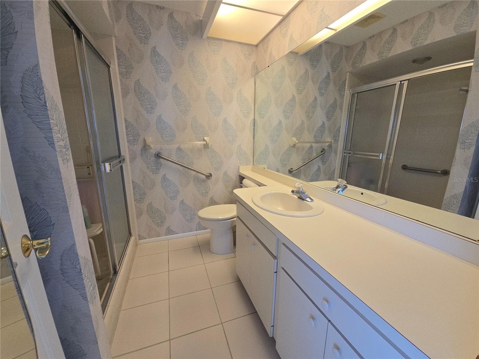Condominium at 6601 11TH AVE W #6003, BRADENTON, photo 19 of 26