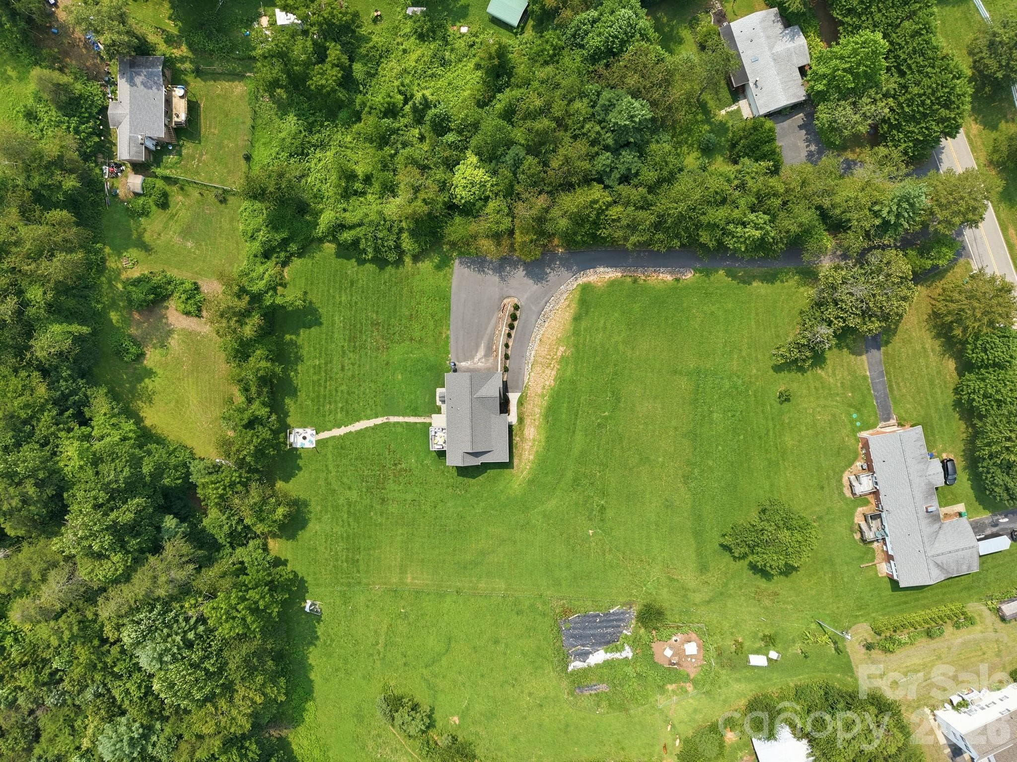 Drone shot - 322 Goughes Branch Road, Leicester