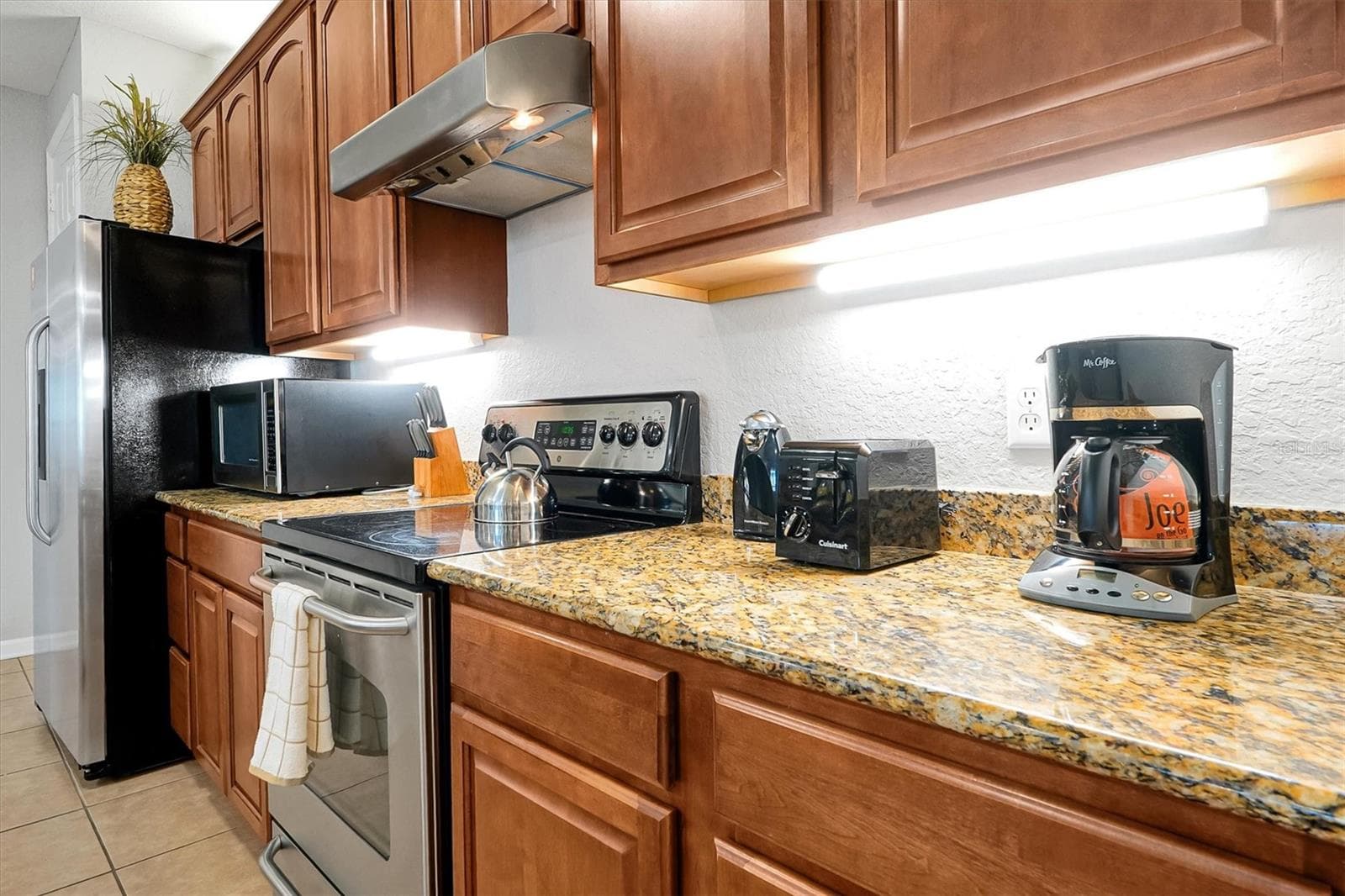 Condominium at 5048 SHOREWAY LOOP #10204, ORLANDO, photo 14 of 49