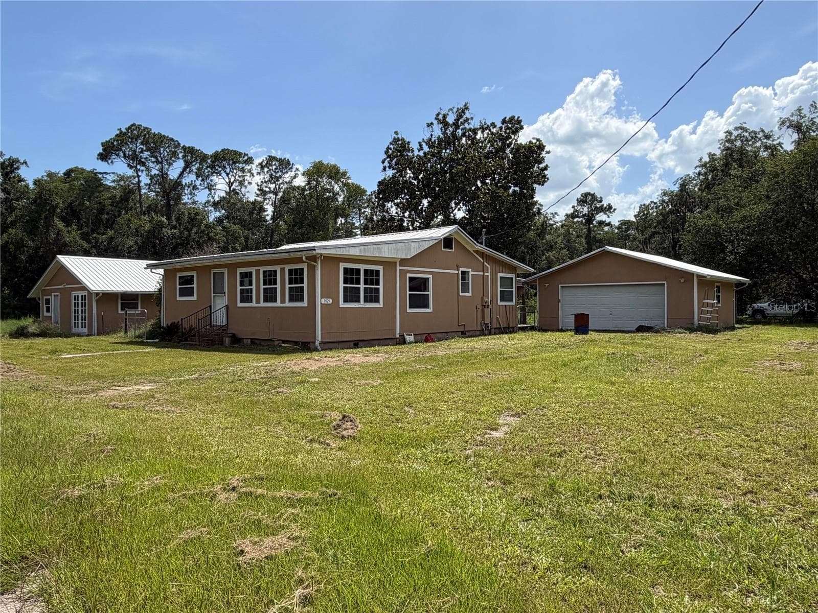 Single Family Residence at 9929 FACTORY AVE, HAMPTON, photo 3 of 27