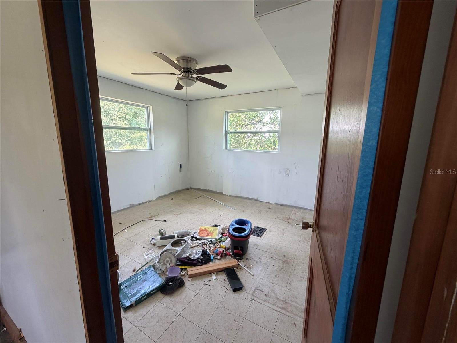 Single Family Residence at 9929 FACTORY AVE, HAMPTON, photo 10 of 27