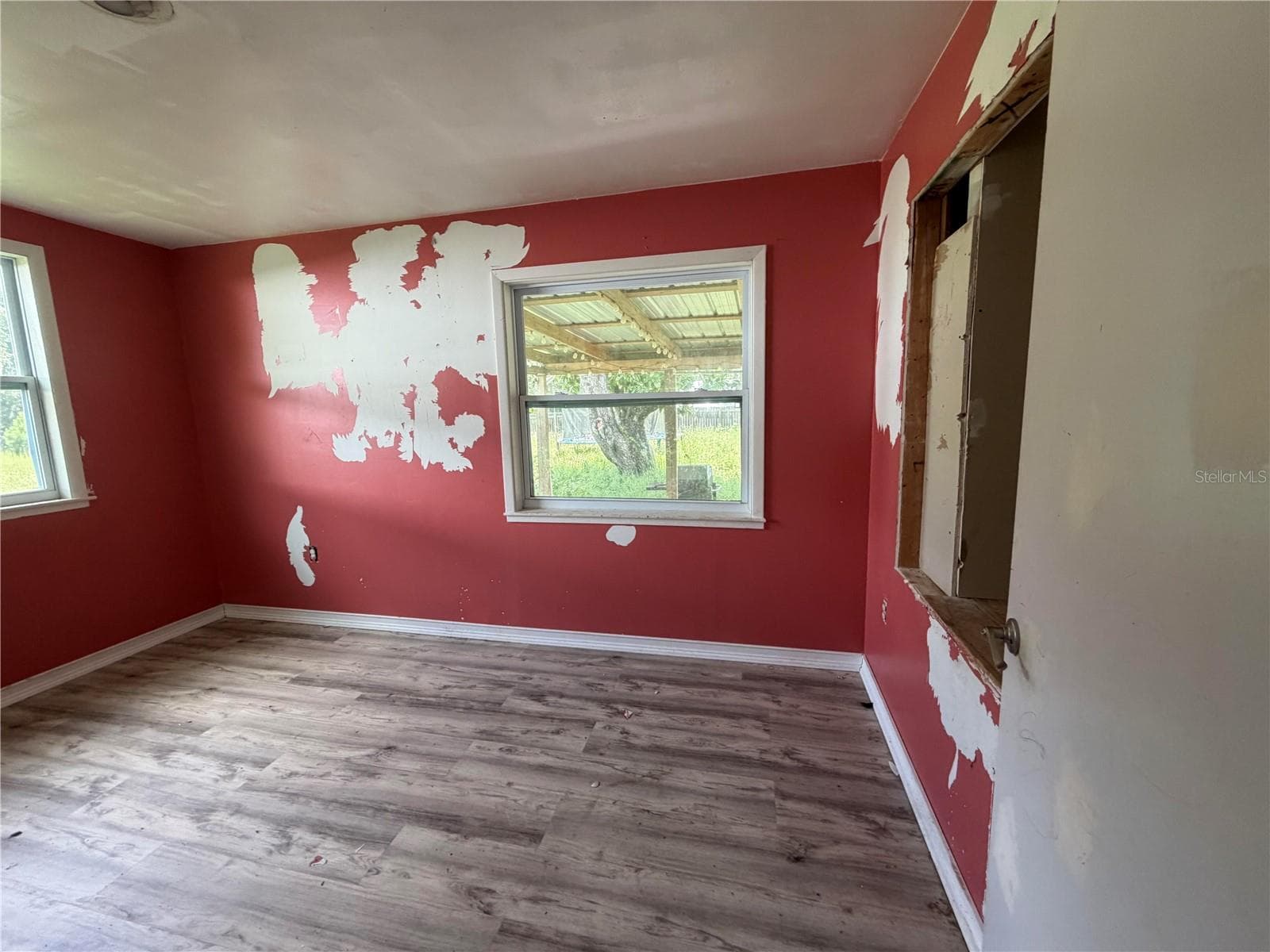 Single Family Residence at 9929 FACTORY AVE, HAMPTON, photo 15 of 27
