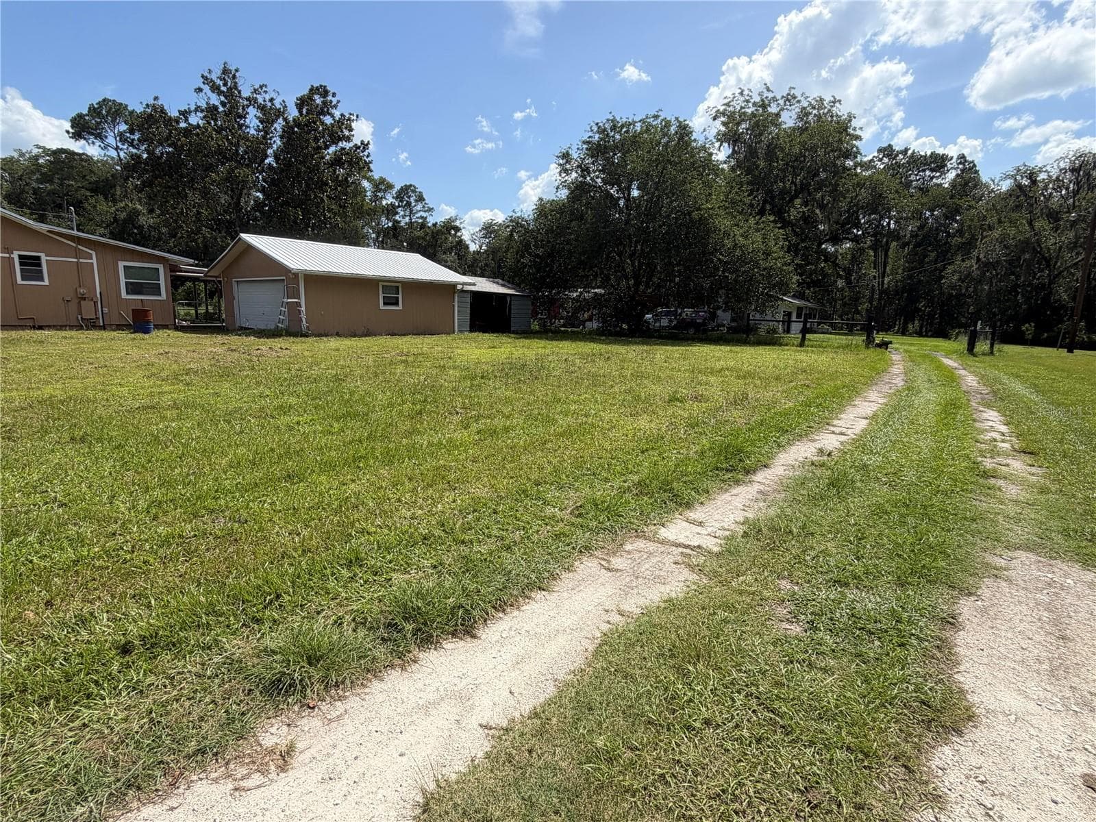 Single Family Residence at 9929 FACTORY AVE, HAMPTON, photo 24 of 27