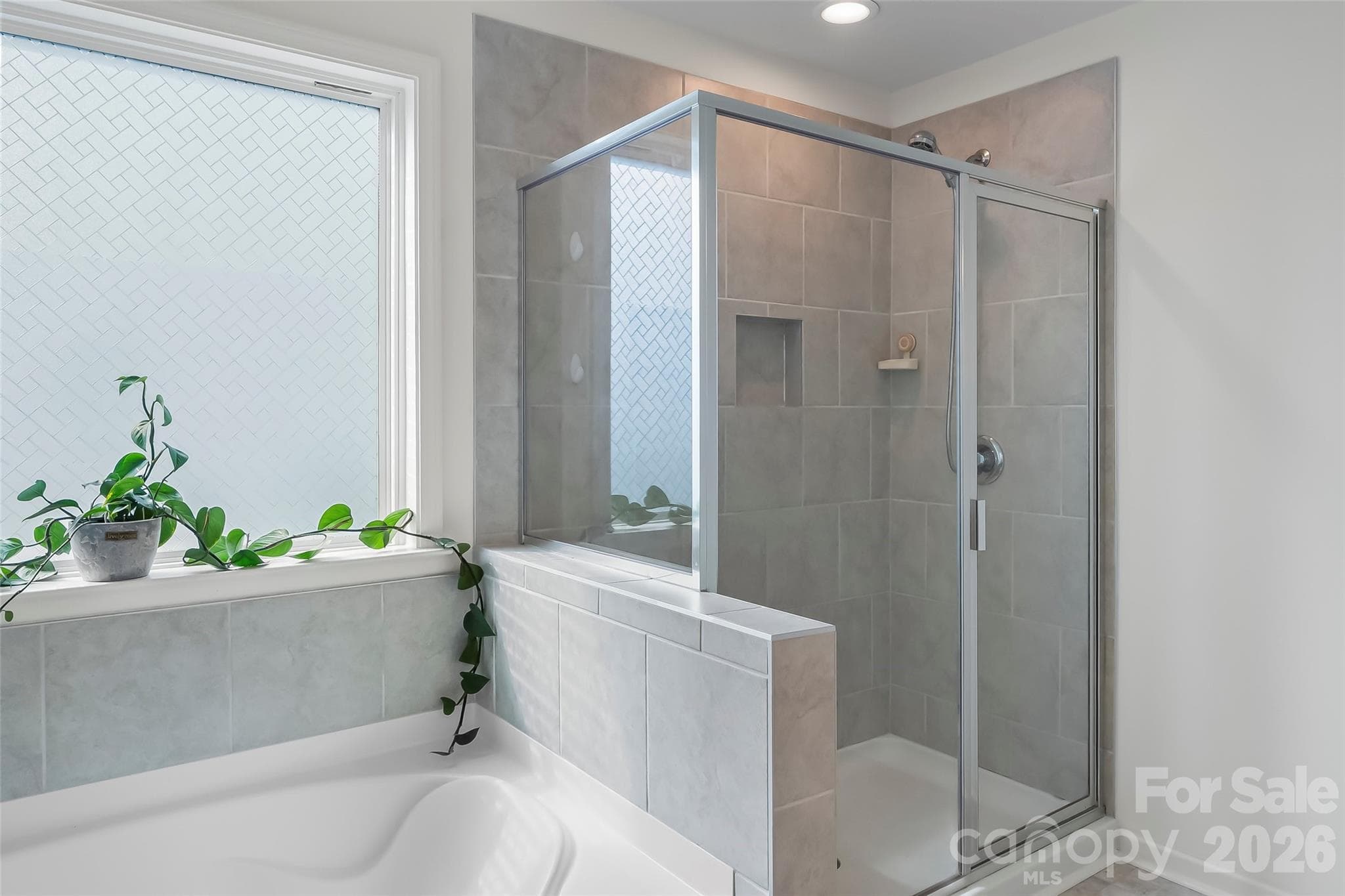 Primary Bath - 112 Divot Lane, Statesville