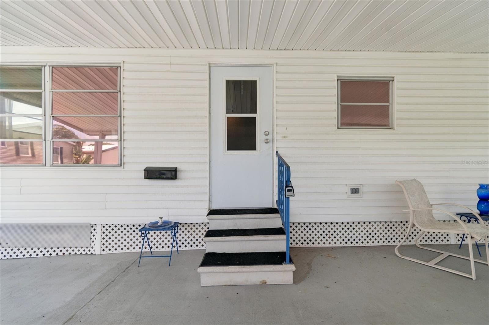 Mobile Home at 18675 US HIGHWAY 19 N #116, CLEARWATER, photo 6 of 70