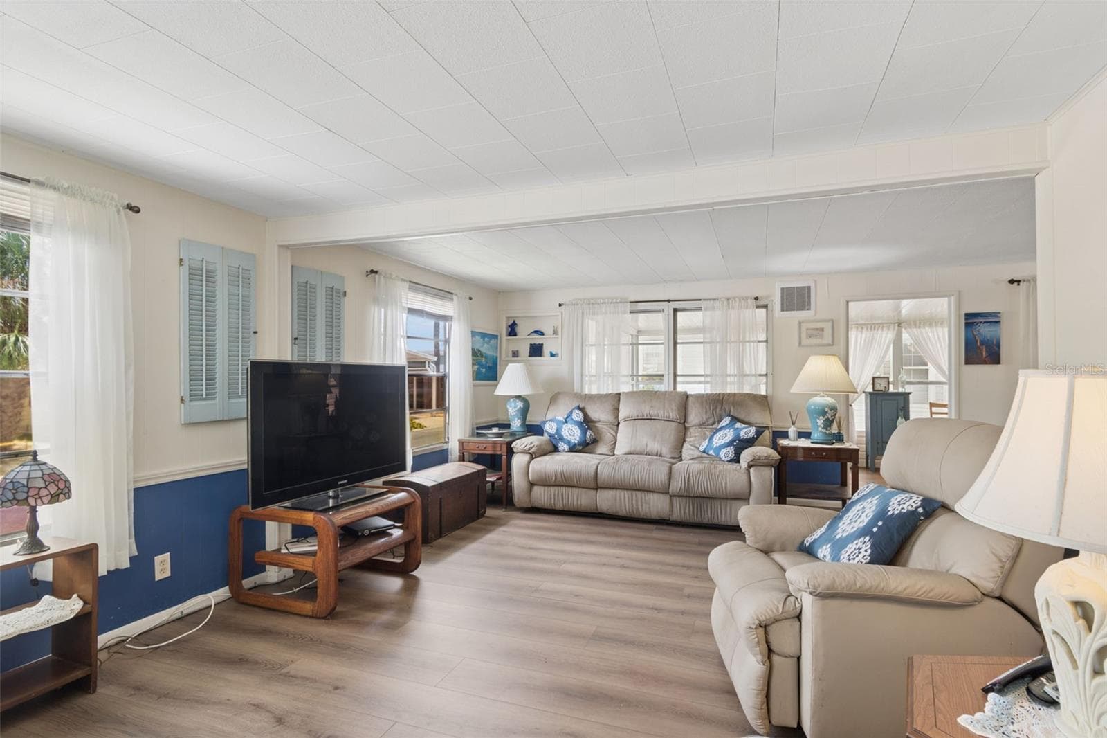 Mobile Home at 18675 US HIGHWAY 19 N #116, CLEARWATER, photo 19 of 70