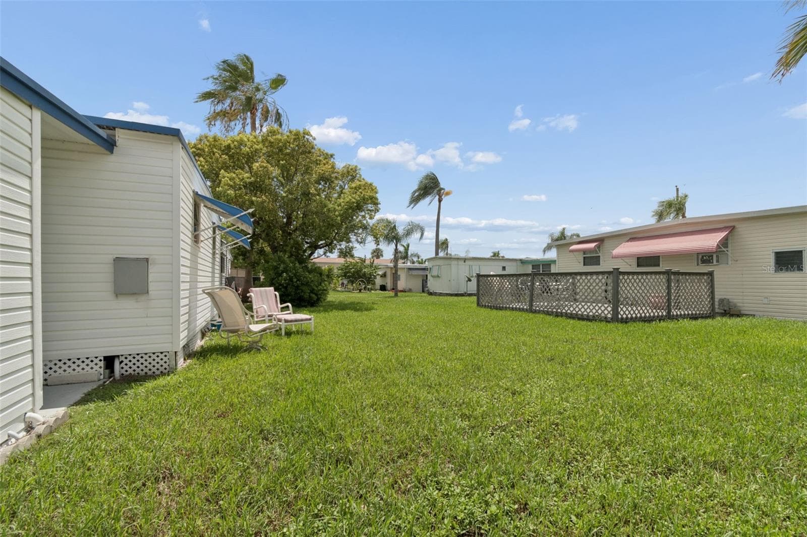 Mobile Home at 18675 US HIGHWAY 19 N #116, CLEARWATER, photo 47 of 70