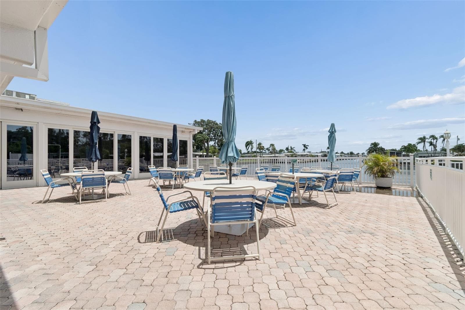 Mobile Home at 18675 US HIGHWAY 19 N #116, CLEARWATER, photo 60 of 70