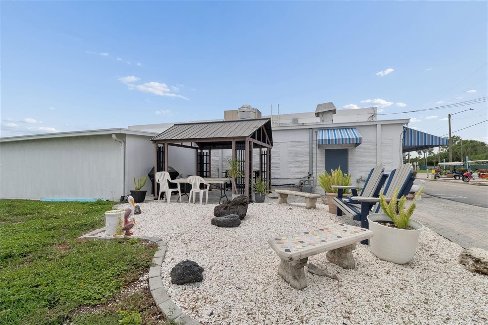 Mobile Home at 18675 US HIGHWAY 19 N #116, CLEARWATER, photo 67 of 70