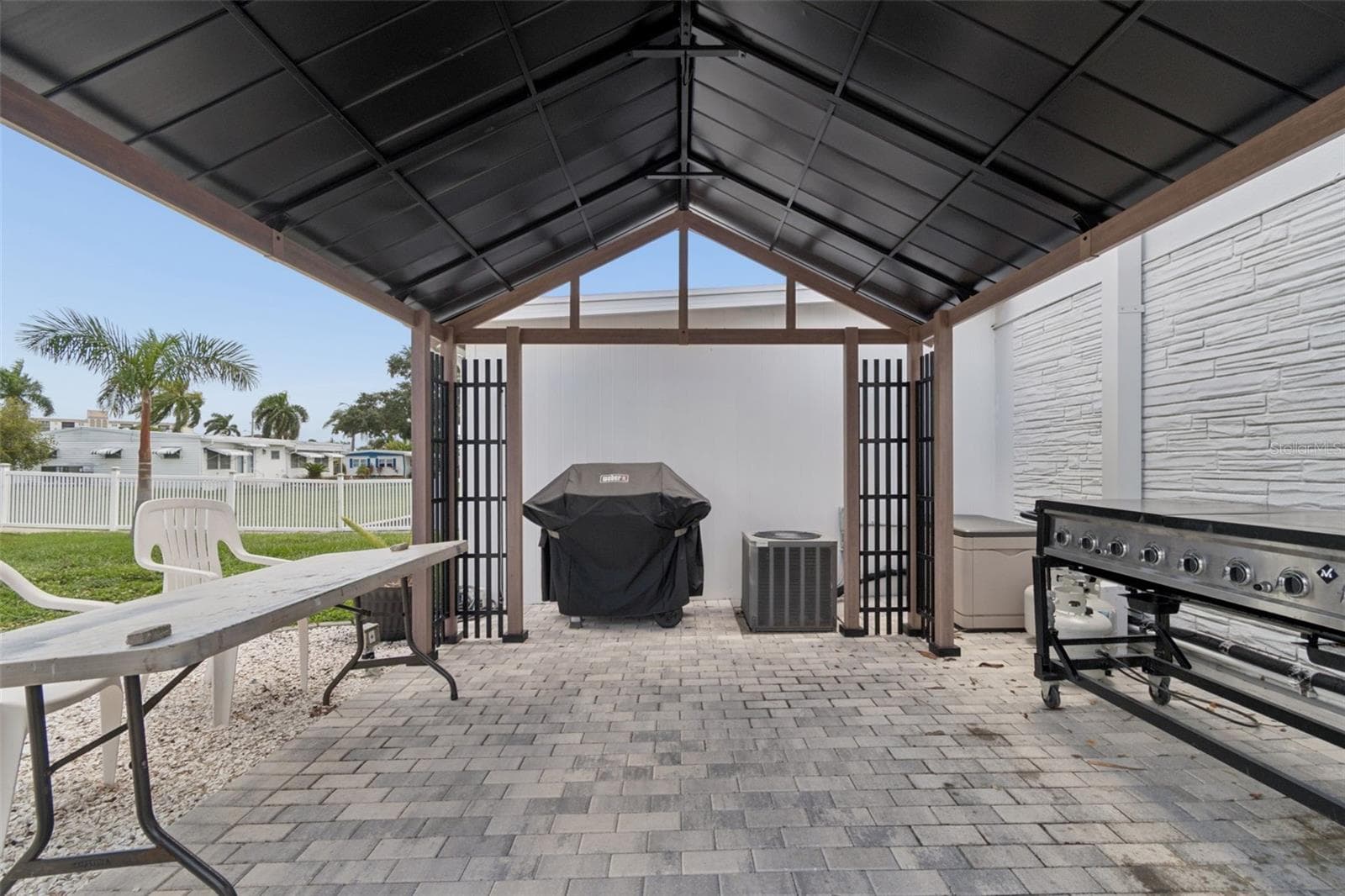 Mobile Home at 18675 US HIGHWAY 19 N #116, CLEARWATER, photo 68 of 70