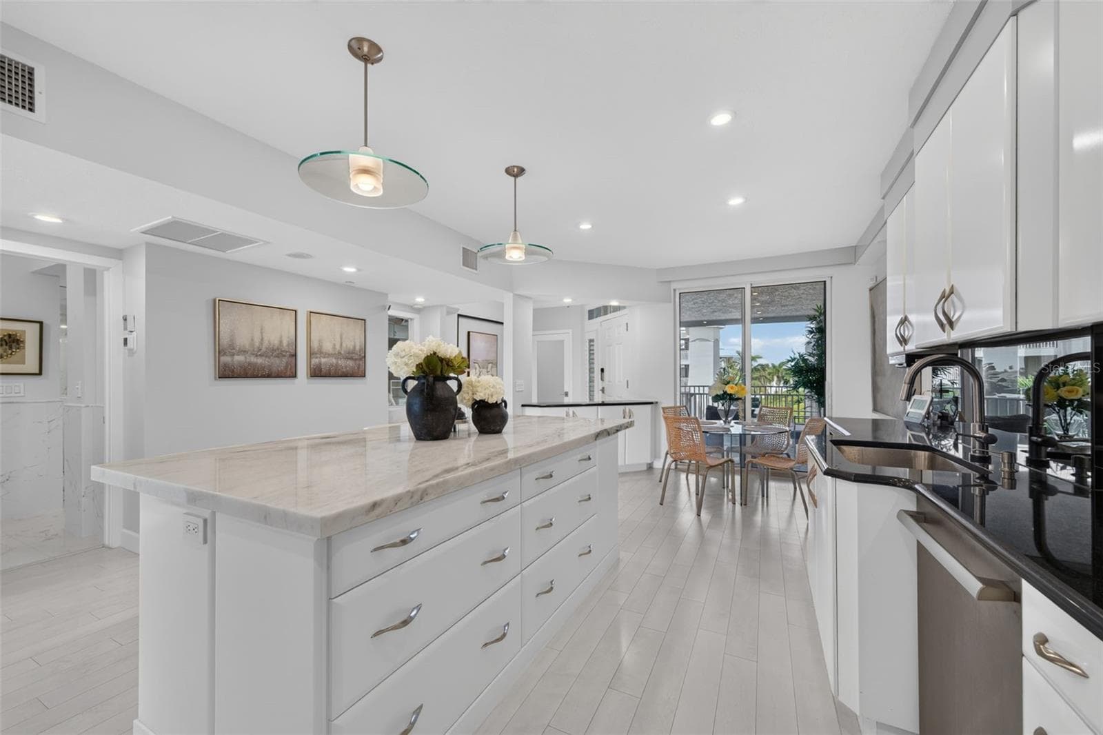Condominium at 1280 DOLPHIN BAY WAY #402, SARASOTA, photo 10 of 58