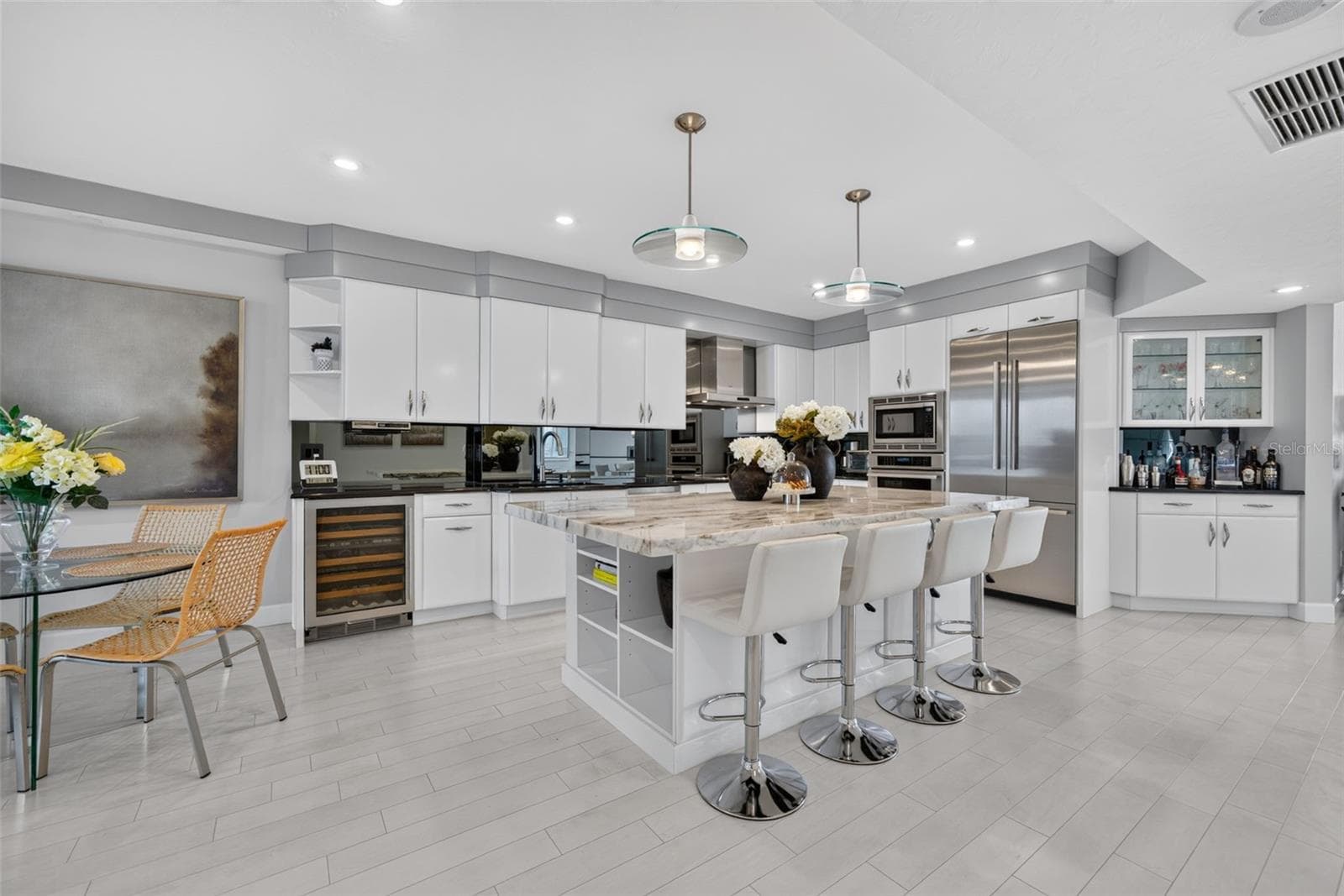 Condominium at 1280 DOLPHIN BAY WAY #402, SARASOTA, photo 14 of 58