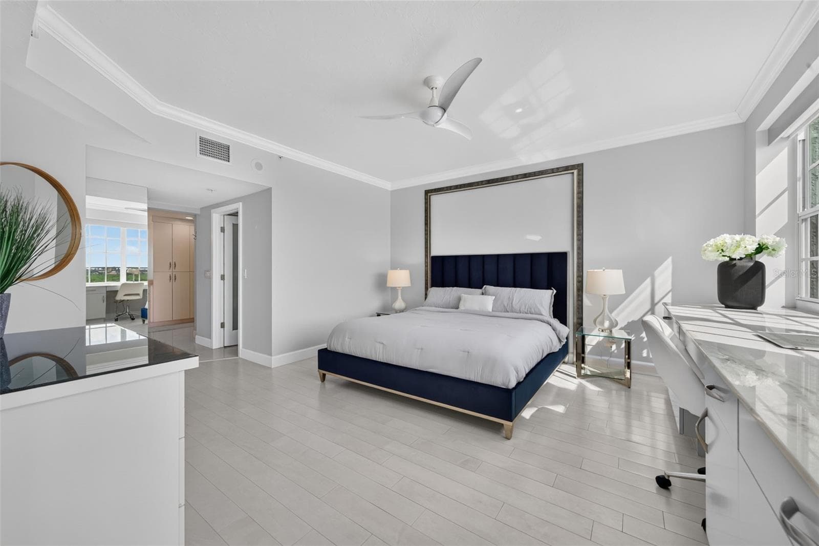 Condominium at 1280 DOLPHIN BAY WAY #402, SARASOTA, photo 22 of 58