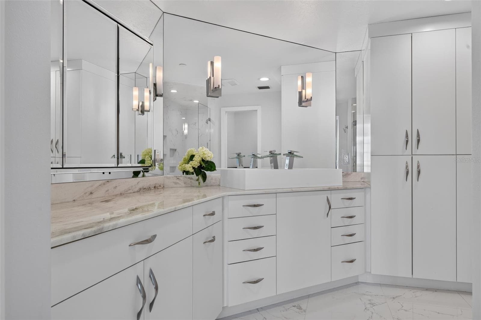 Primary Bedroom Suite - 1280 DOLPHIN BAY WAY #402, SARASOTA