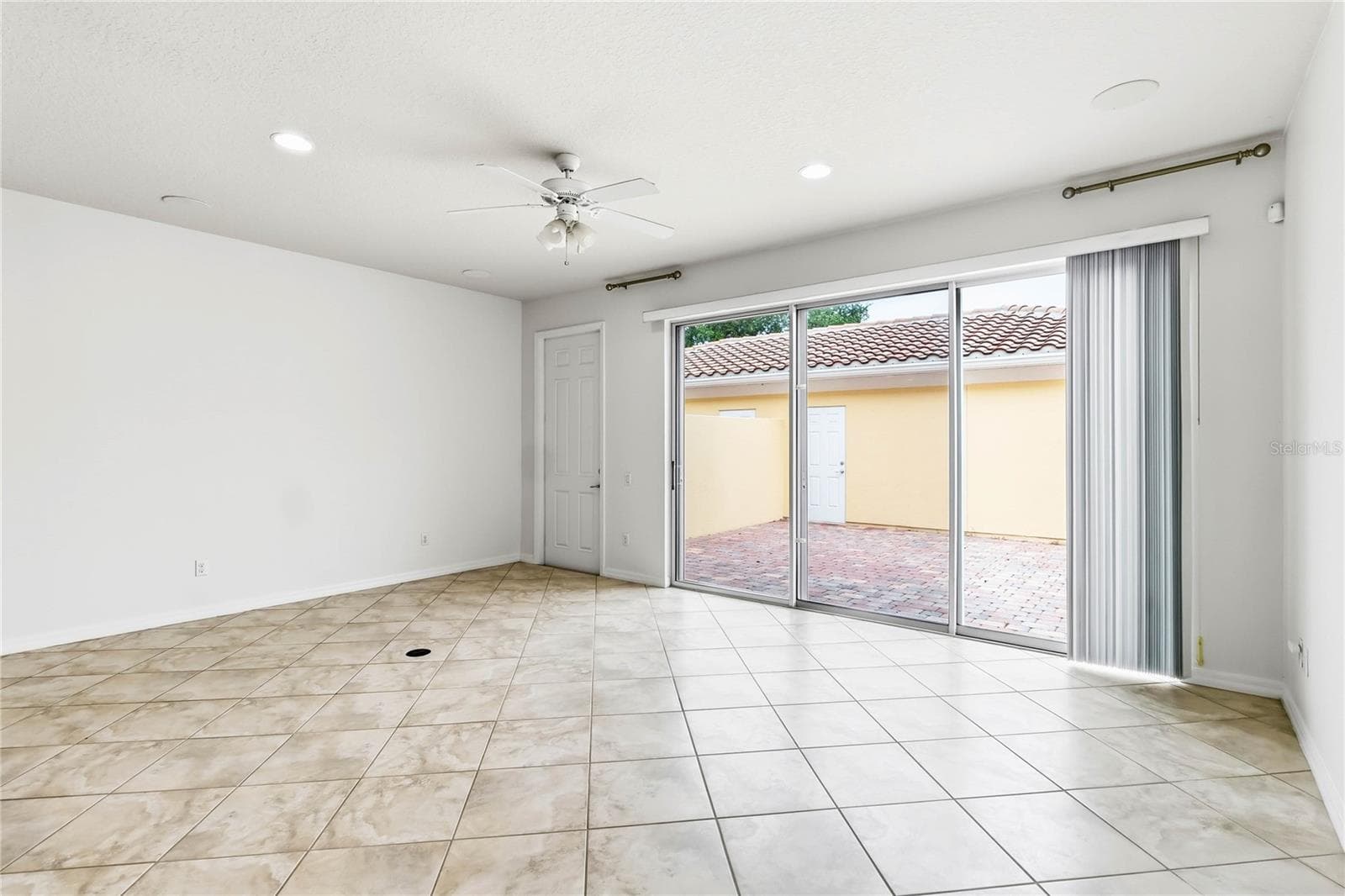 Townhouse at 8681 LOWER VILLAGEWALK CIR, ORLANDO, photo 17 of 62