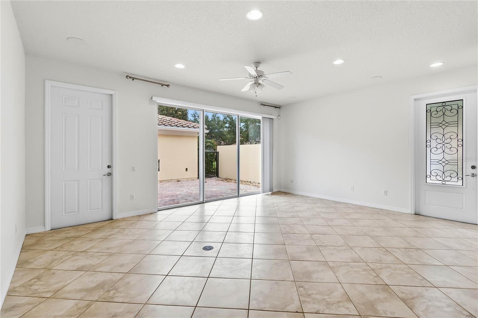 Townhouse at 8681 LOWER VILLAGEWALK CIR, ORLANDO, photo 18 of 62