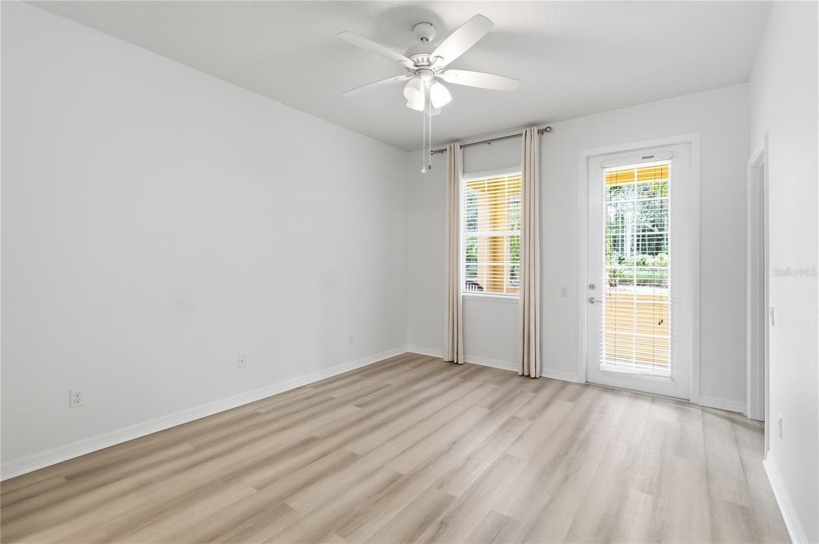 Townhouse at 8681 LOWER VILLAGEWALK CIR, ORLANDO, photo 25 of 62