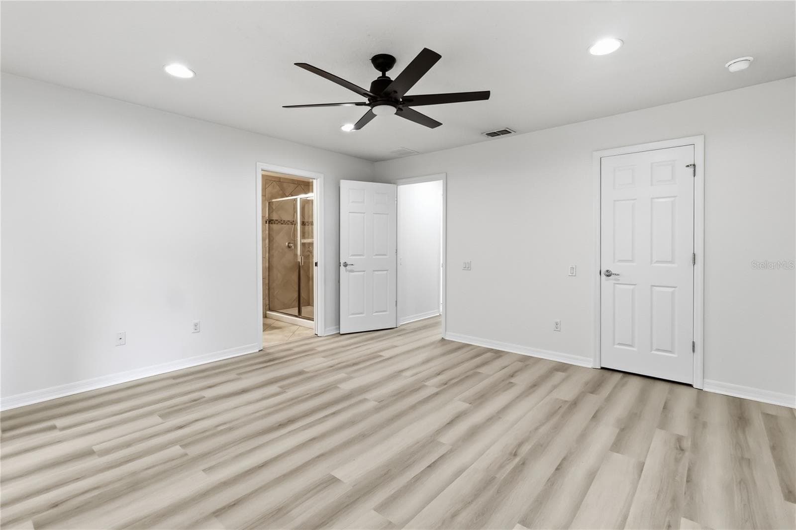 Townhouse at 8681 LOWER VILLAGEWALK CIR, ORLANDO, photo 33 of 62