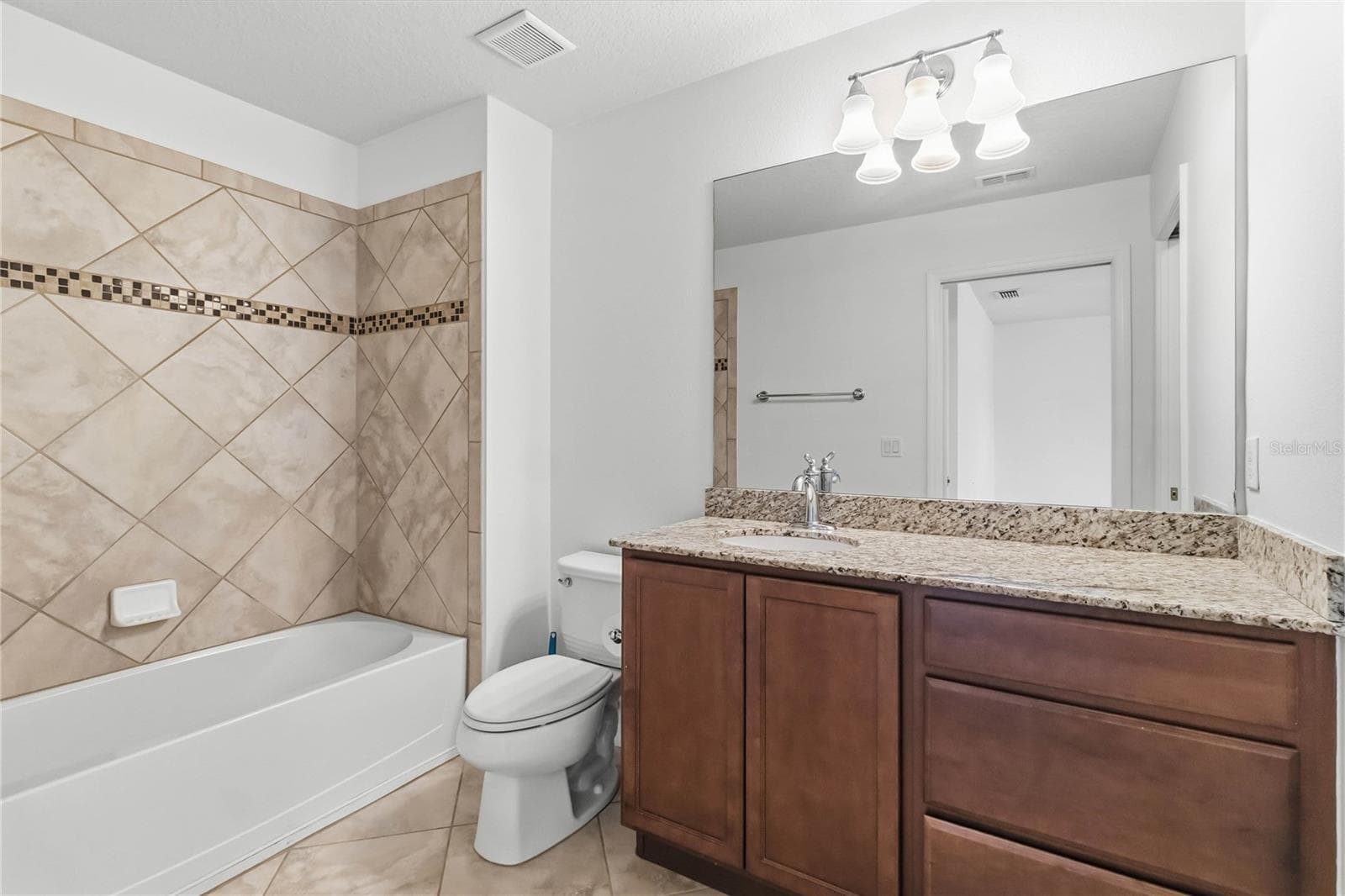 Townhouse at 8681 LOWER VILLAGEWALK CIR, ORLANDO, photo 41 of 62