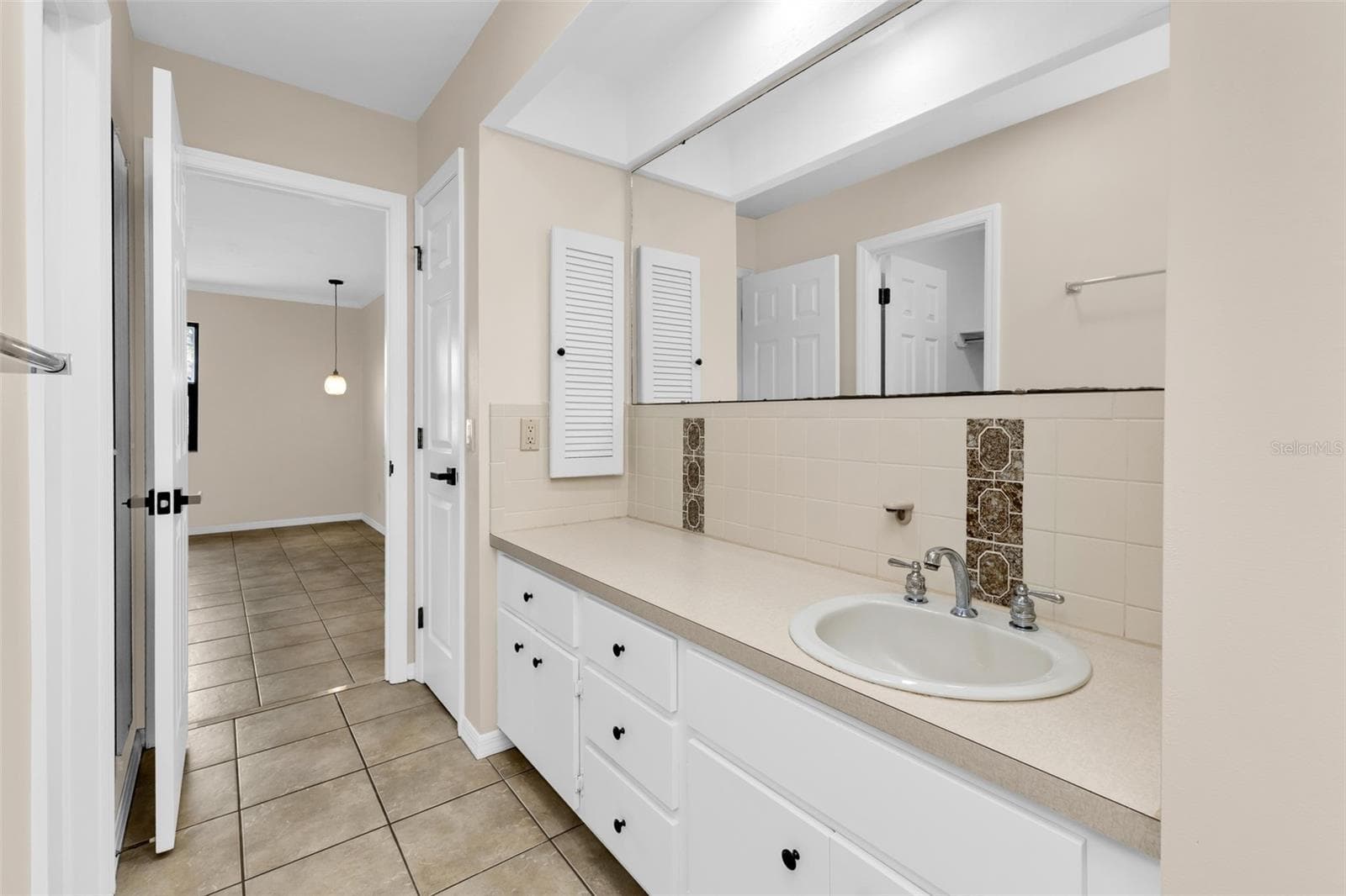 Single Family Residence at 704 BIMINI LN, PUNTA GORDA, photo 15 of 42