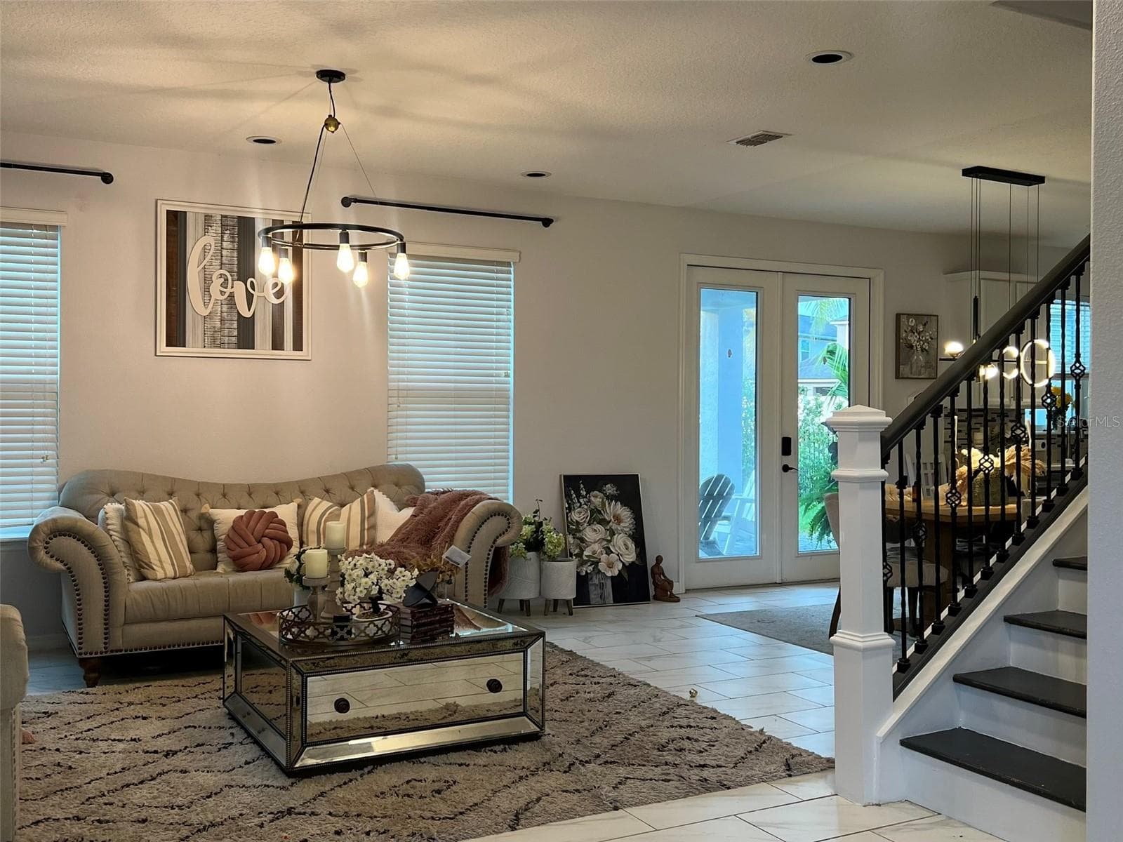 Single Family Residence at 4862 SOUTHLAWN AVE, ORLANDO, photo 3 of 16