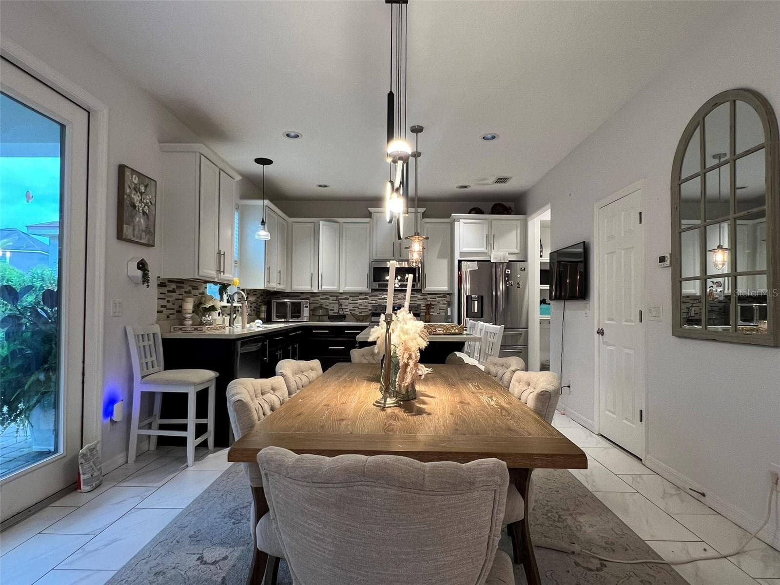 Single Family Residence at 4862 SOUTHLAWN AVE, ORLANDO, photo 6 of 16