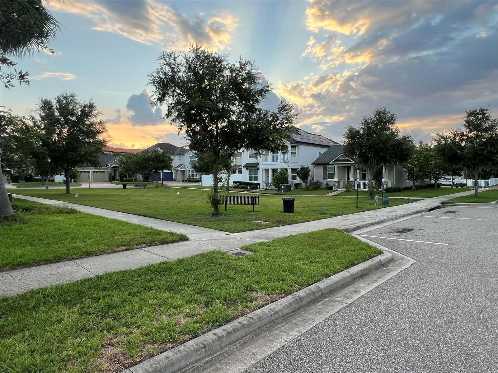 Single Family Residence at 4862 SOUTHLAWN AVE, ORLANDO, photo 14 of 16