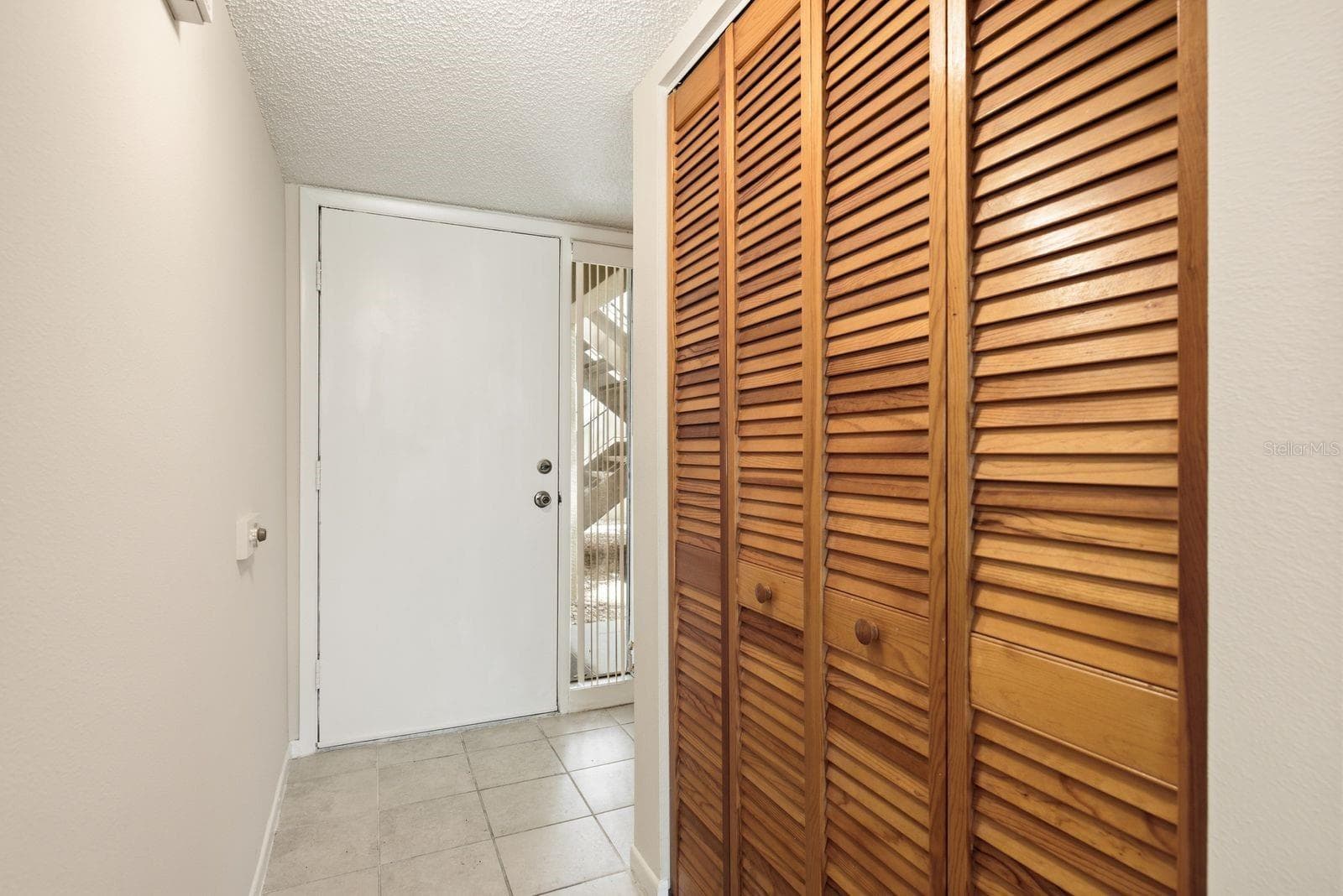 Condominium at 10 WOODLAKE PL, OLDSMAR, photo 7 of 50