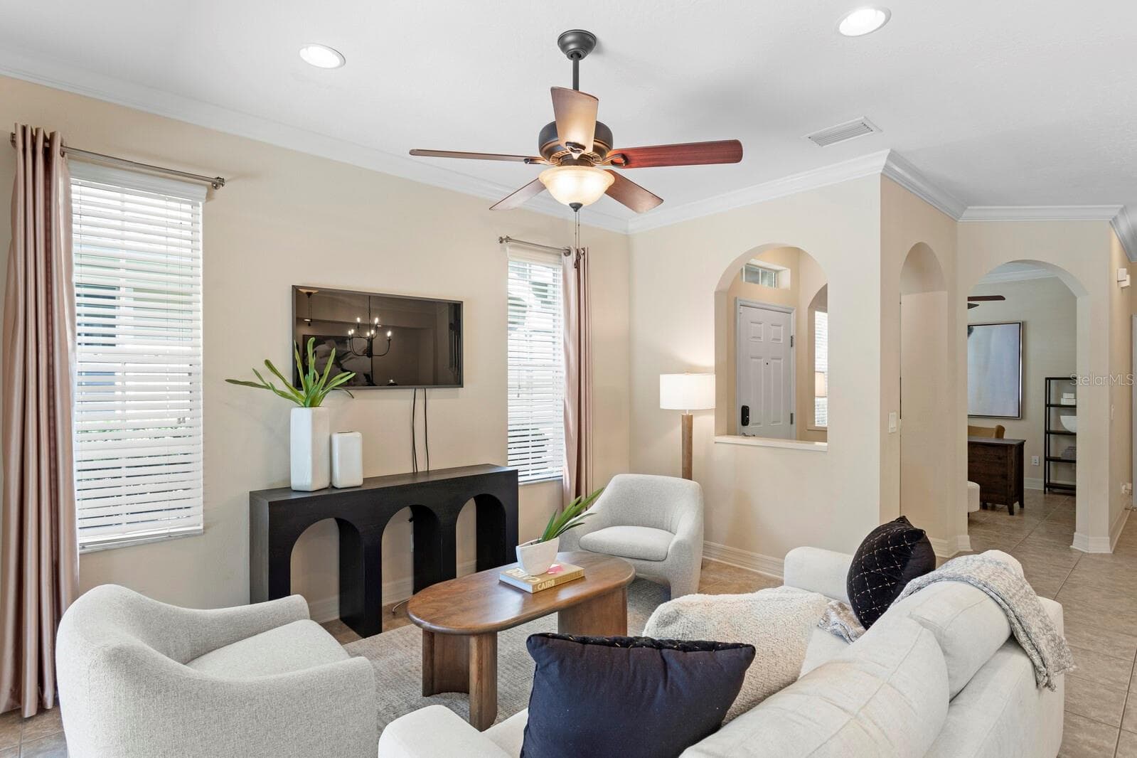 Townhouse at 12639 SILVERDALE ST, TAMPA, photo 9 of 34