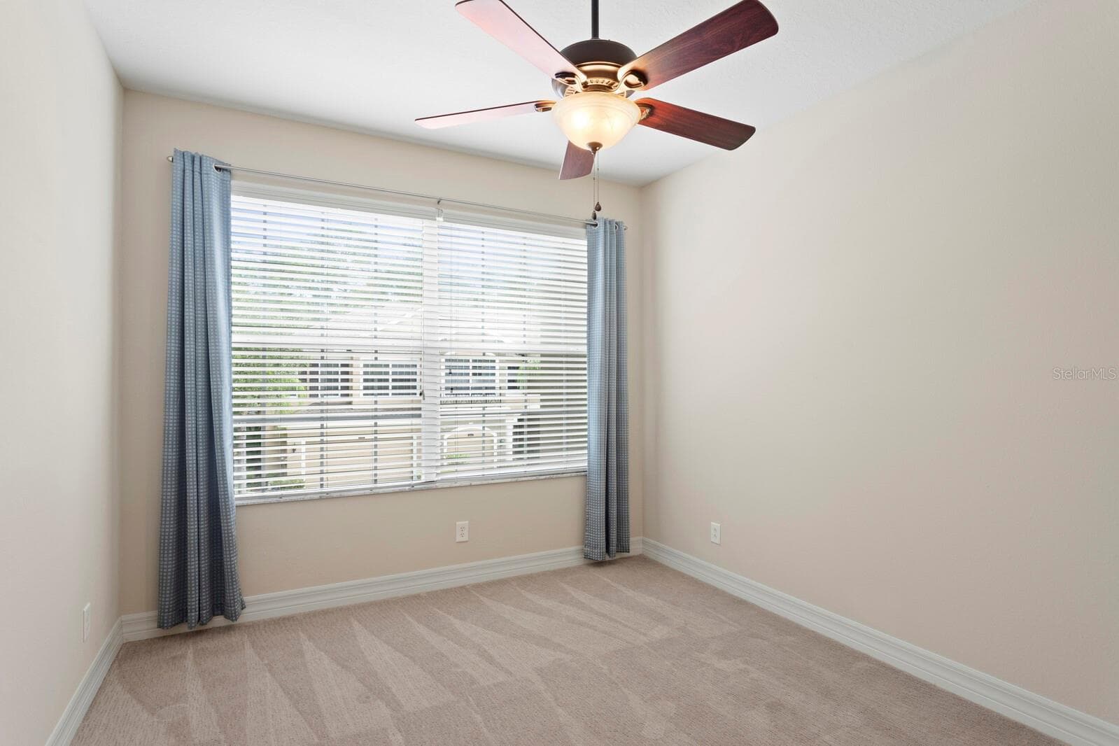 Townhouse at 12639 SILVERDALE ST, TAMPA, photo 24 of 34