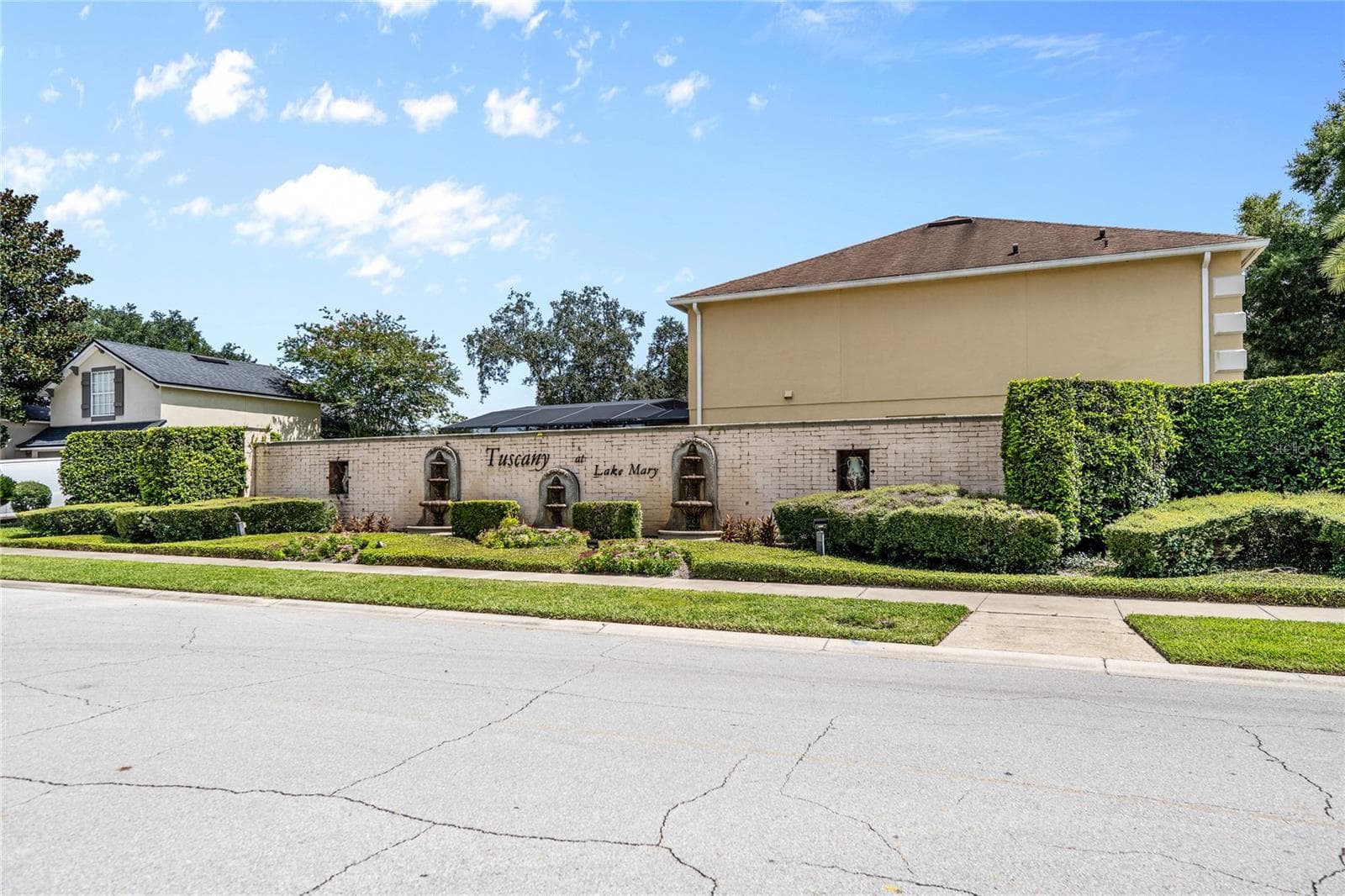 The community is ideally located near I-4, 417 and the Sun Rail - 483 VIA TUSCANY LOOP, LAKE MARY