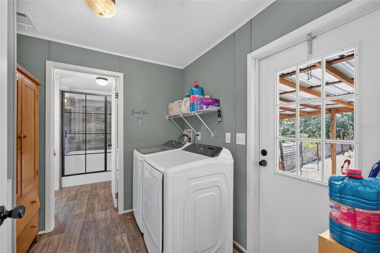 Manufactured Home at 4830 NE 121 AVE, WILLISTON, photo 18 of 51