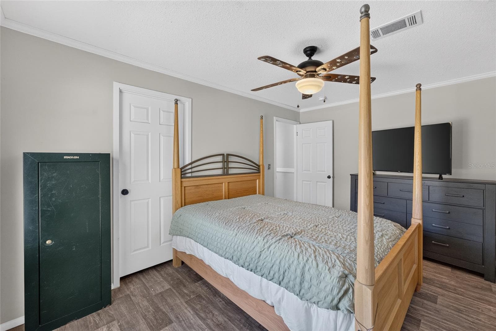 Manufactured Home at 4830 NE 121 AVE, WILLISTON, photo 23 of 51