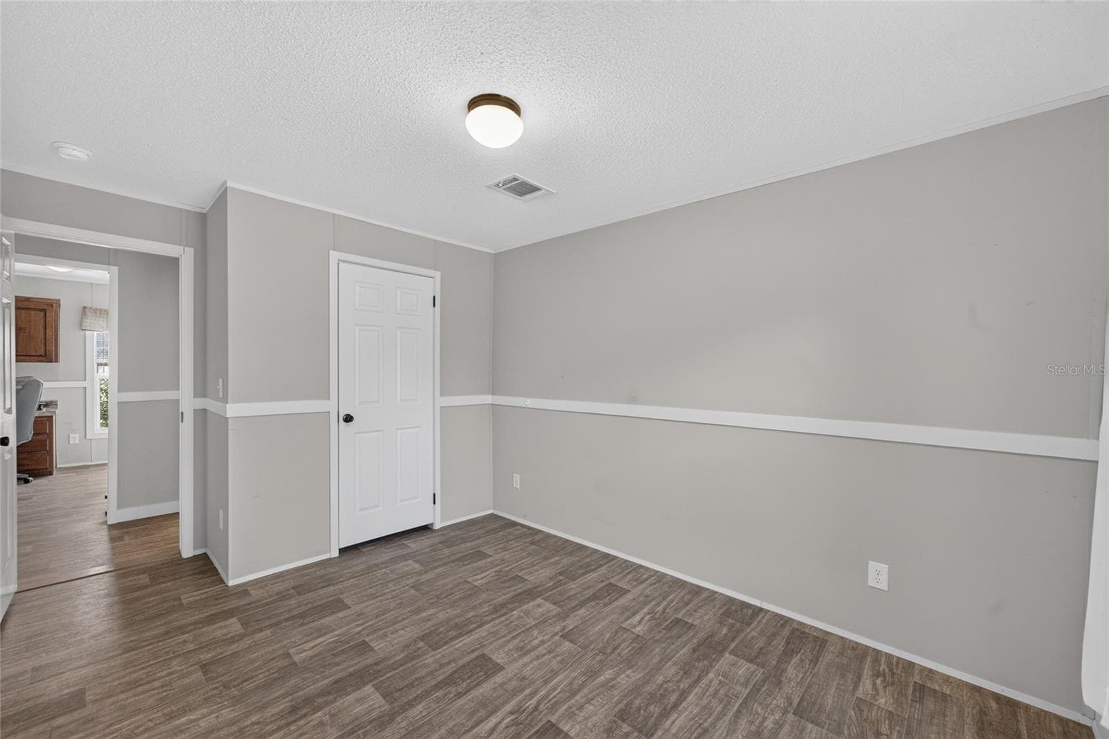 Manufactured Home at 4830 NE 121 AVE, WILLISTON, photo 30 of 51
