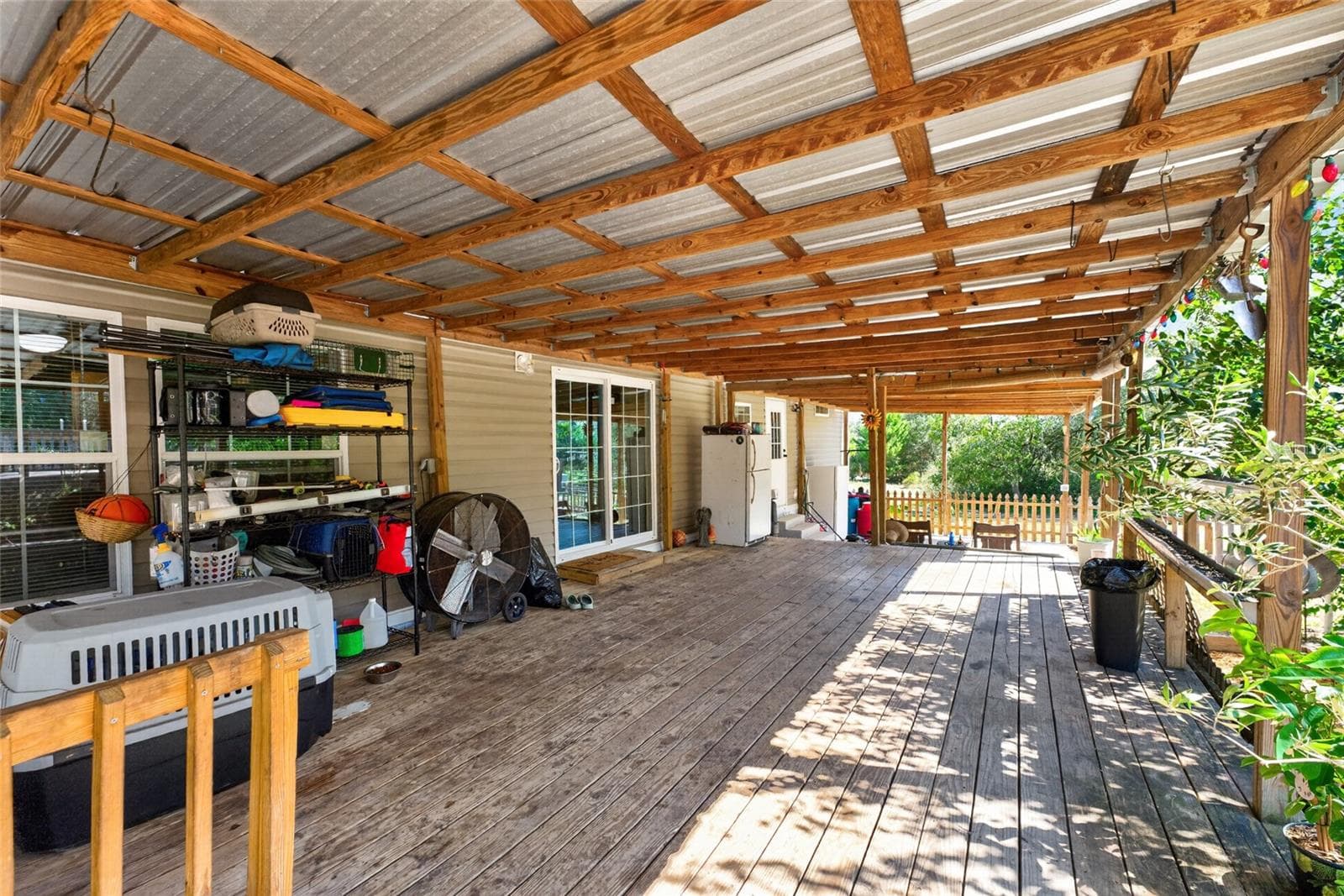 Back Porch - 4830 NE 121 AVE, WILLISTON