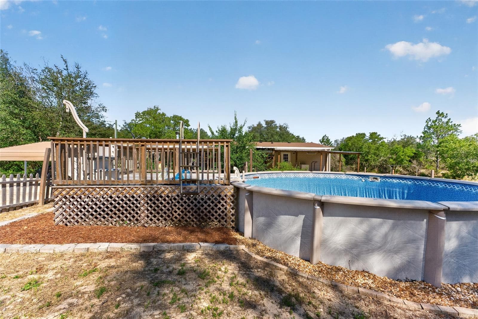 Swimming Pool & Deck - 4830 NE 121 AVE, WILLISTON