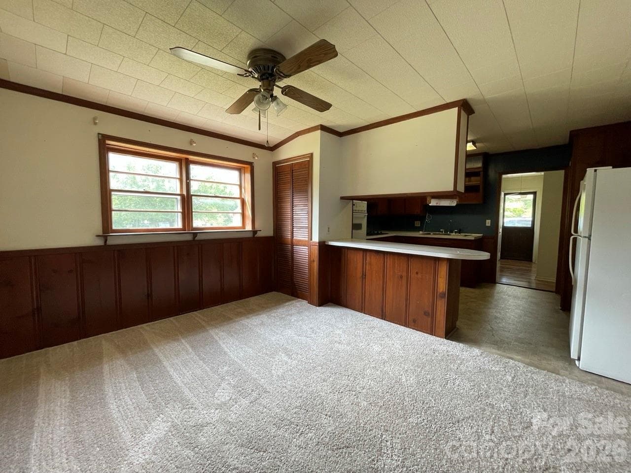Single Family Residence at 510 W Welsh Street, Kershaw, photo 8 of 23