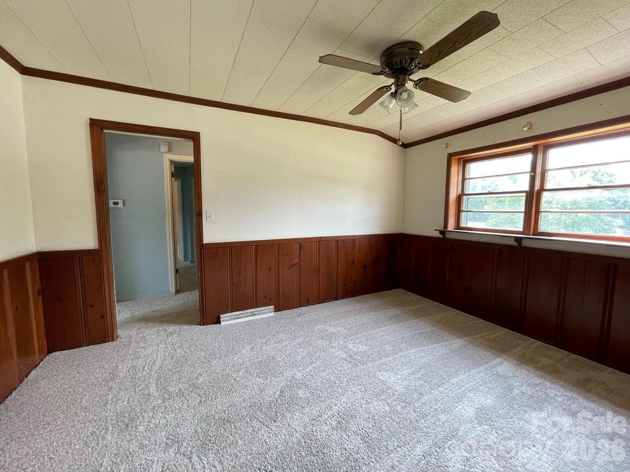 Single Family Residence at 510 W Welsh Street, Kershaw, photo 10 of 23