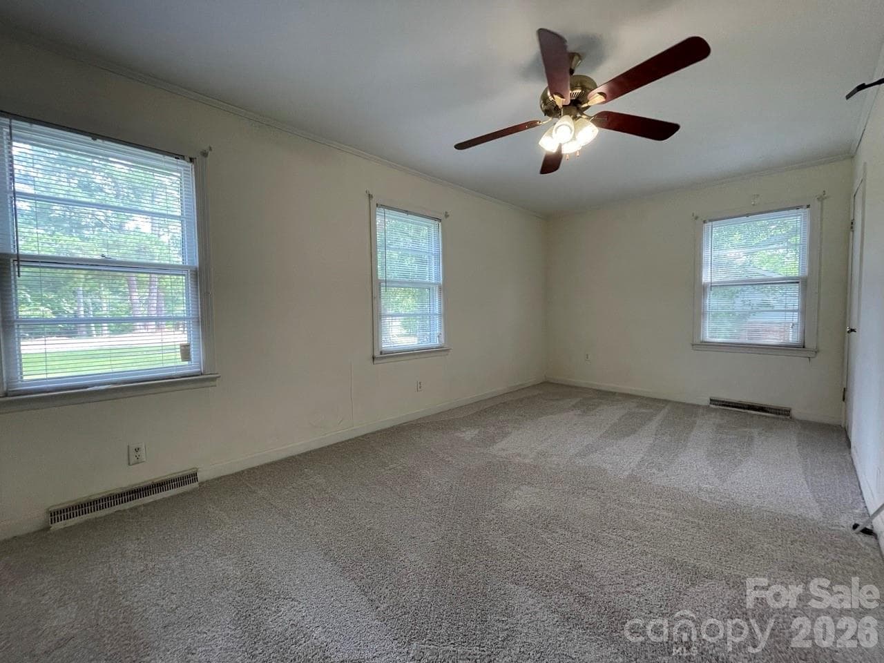 Single Family Residence at 510 W Welsh Street, Kershaw, photo 14 of 23