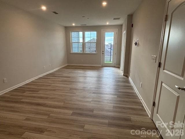 Condominium at 4455 Reed Creek Drive, Sherrills Ford, photo 4 of 19