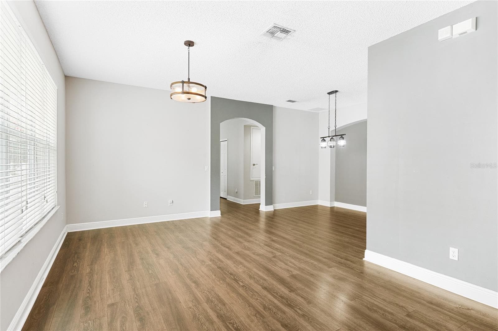 Single Family Residence at 14475 JAMAICA DOGWOOD DR, ORLANDO, photo 15 of 39