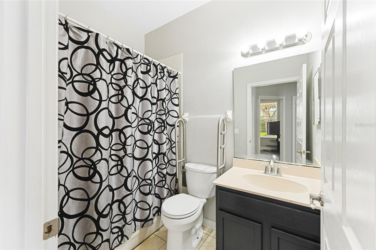 Single Family Residence at 14475 JAMAICA DOGWOOD DR, ORLANDO, photo 22 of 39