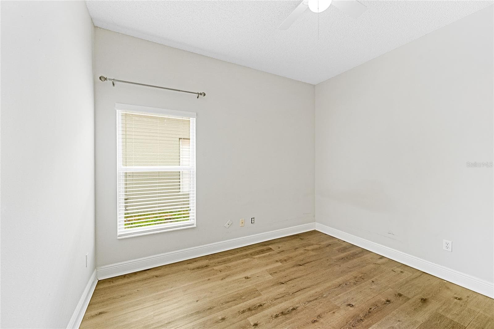 Single Family Residence at 14475 JAMAICA DOGWOOD DR, ORLANDO, photo 31 of 39