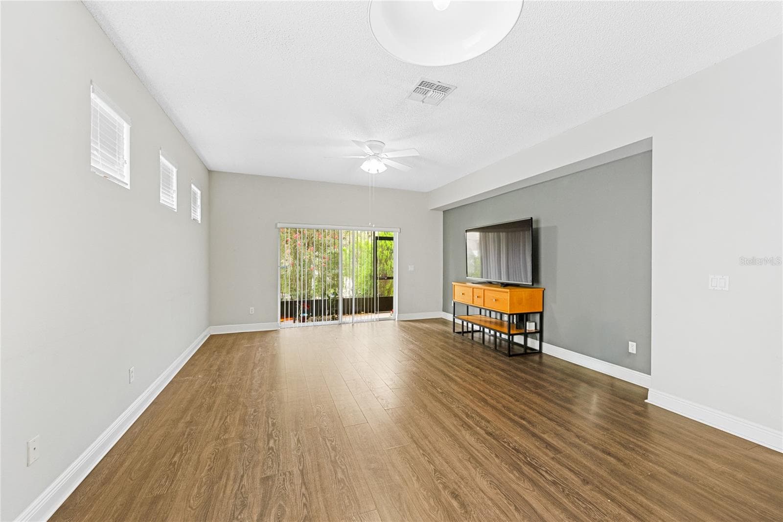 Single Family Residence at 14475 JAMAICA DOGWOOD DR, ORLANDO, photo 32 of 39
