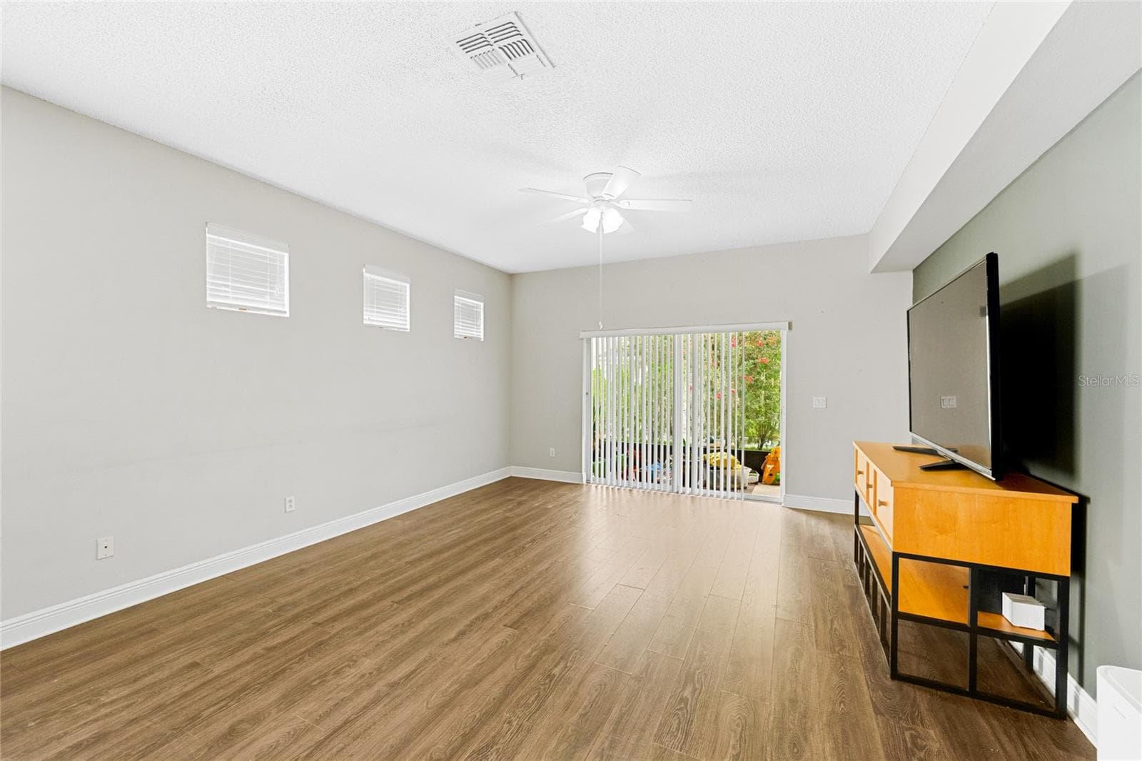 Single Family Residence at 14475 JAMAICA DOGWOOD DR, ORLANDO, photo 35 of 39
